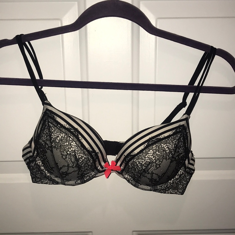 Victoria’s Secret bra